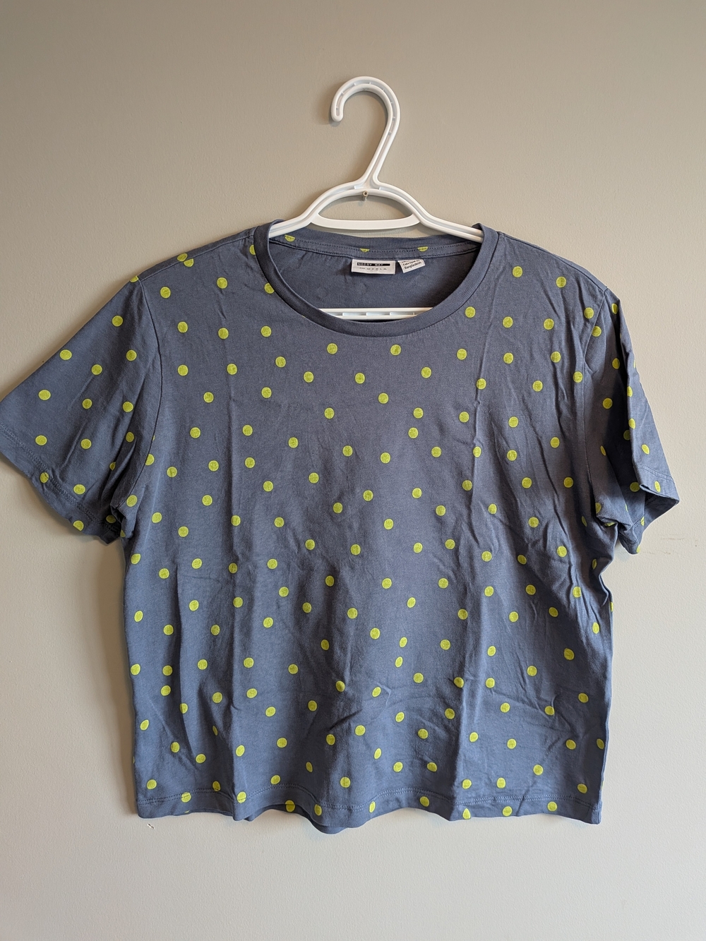 Noisy May Polka Dot Short Sleeve Tee - Gray with Lime Dots